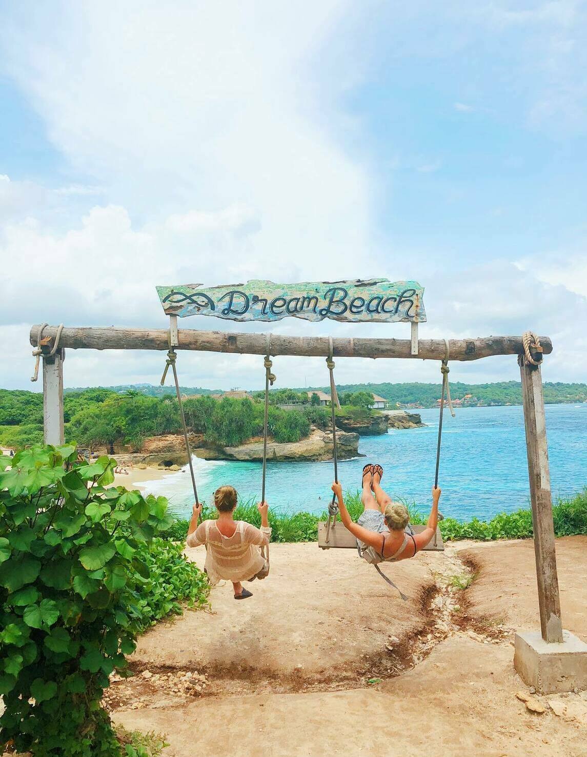 Dream Beach Nusa Lembongan